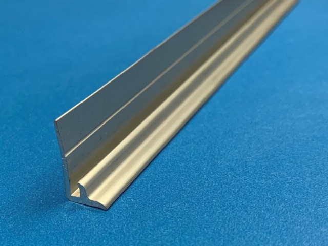 1950s Metal Banding, Retro Metal Banding, 

	  Retro Table Banding, 1950s Retro Table Banding, Table Edging, Vintage Table Edging, Satin Finish, Metal Edging, 

	  1950 Metal Edging, Retro Table Edging, 1950s Table Edging